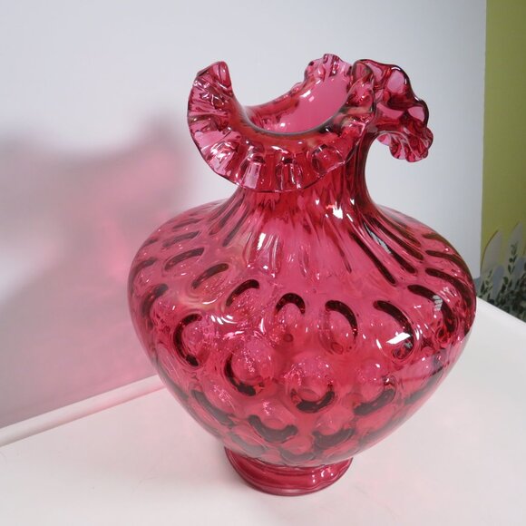 Large Cranberry Vase by Fenton Warm Pink Glass with bubbling & fluting collect - Picture 1 of 12